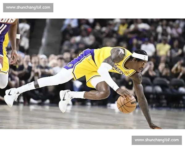 湖人对阵掘金焦点大战JRS热议攻防博弈与赛季走向解析 湖人对阵掘金焦点大战JRS热议攻防博弈与赛季走向解析