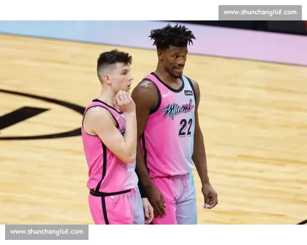 数据解析湖人对阵热火攻防效率与关键球表现全景观察季后赛走势判断 数据解析湖人对阵热火攻防效率与关键球表现全景观察季后赛走势判断